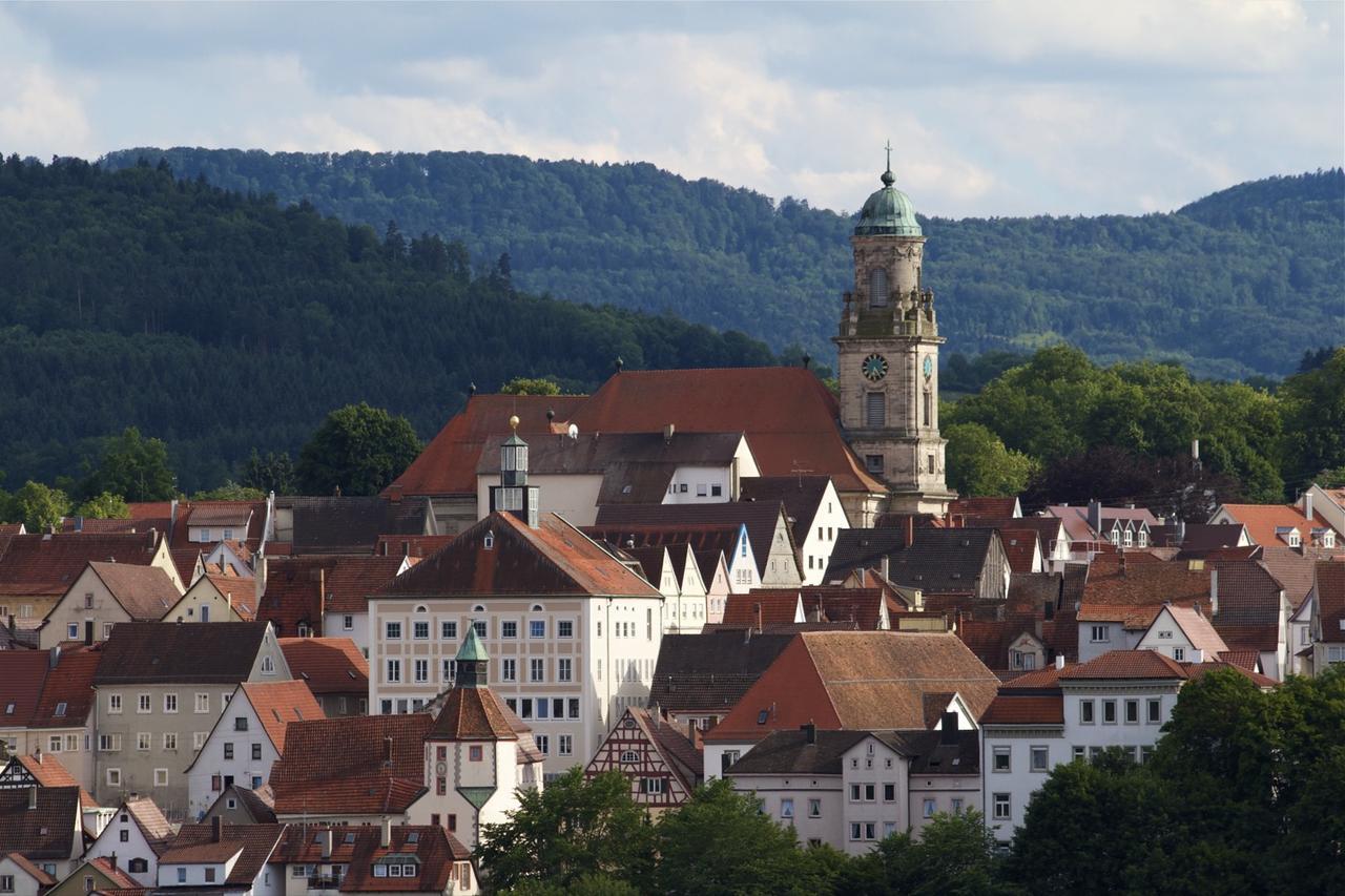 Gaestehaus "Unsere Stadtvilla" Hechingen Dış mekan fotoğraf